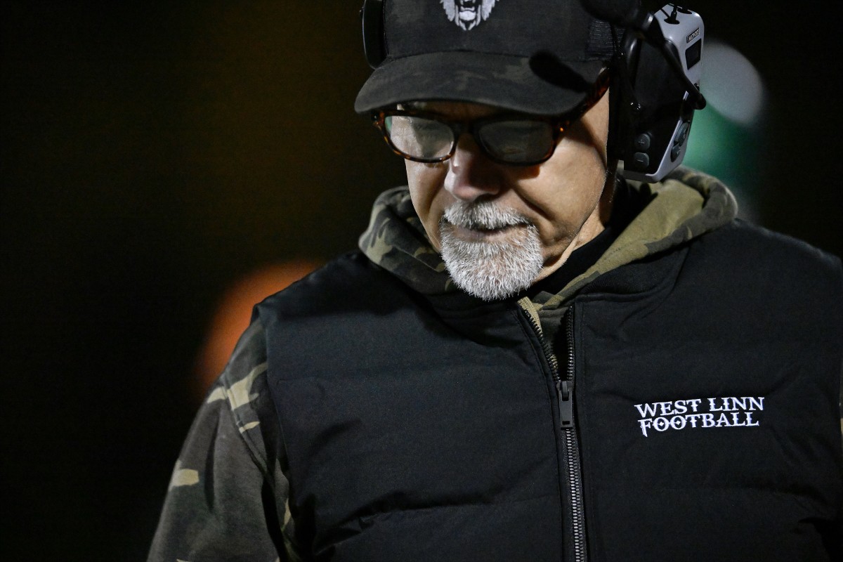 a Central Catholic West Linn 6A Oregon football semifinal November 17 2023 Leon Neuschwander 52